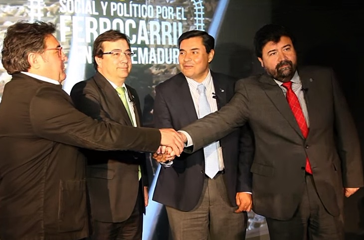 Pacto a tres en Extremadura para reclamar el tren al Gobierno