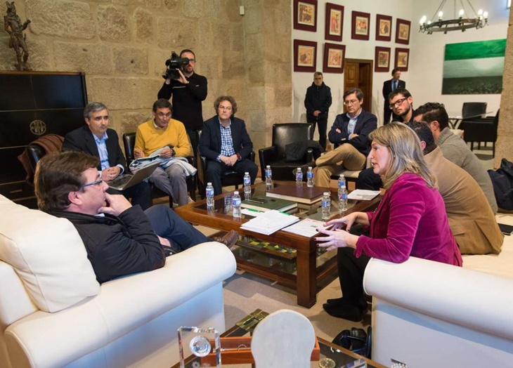 SOS Guadiana presenta una herramienta para vigilar la situación del camalote