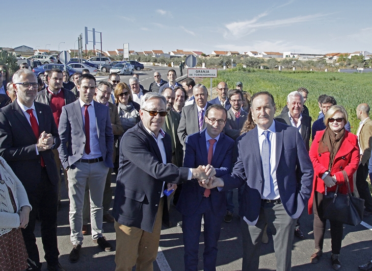 Inaugurada la carretera que une Zalamea de la Serena y Granja de Torrehermosa