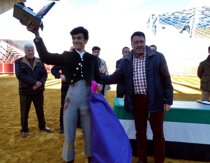 Nuevos éxitos de los alumnos de la Escuela Taurina pacense