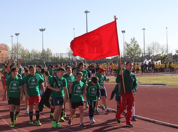 Más de 700 escolares participan en la IX Olimpiada Escolar