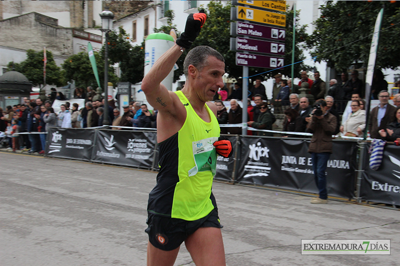 Imágenes de la XI Media Maratón de Alburquerque (Galería III)