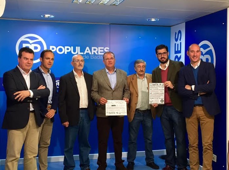 Monago respalda al sector de la pesca afectado por una nueva sentencia