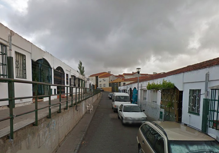 Varios policías nacionales son agredidos cuando acudían a un incendio en Badajoz