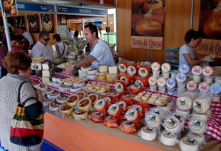 Más de 500 tipos de quesos se pueden degustar estos días en Trujillo