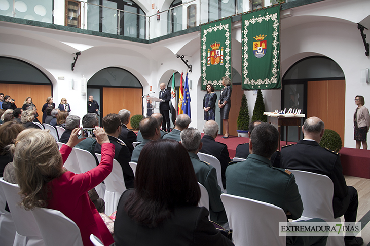 Imágenes de la visita de Sáenz de SantaMaría a Badajoz