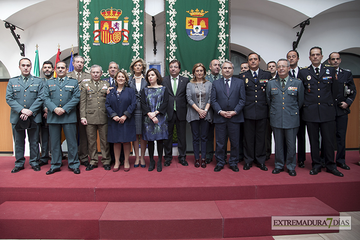 Imágenes de la visita de Sáenz de SantaMaría a Badajoz