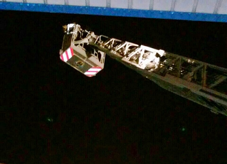 Bomberios y policías evitan el robo en una nave de Badajoz