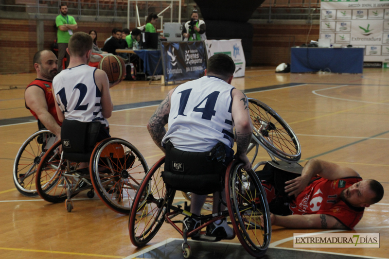 Las mejores imágenes de la Eurocopa Willy Brinkmann en Badajoz