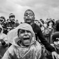 Una fotógrafa se atreve a exponer la cruda realidad de los refugiados