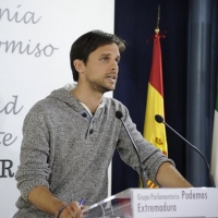 Podemos reitera la existencia de un pacto entre PSOE y PP