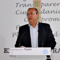 Monago señala que Podemos “ha hecho el ridículo”
