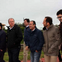 Monago reivindica la importancia del contacto directo con el mundo rural