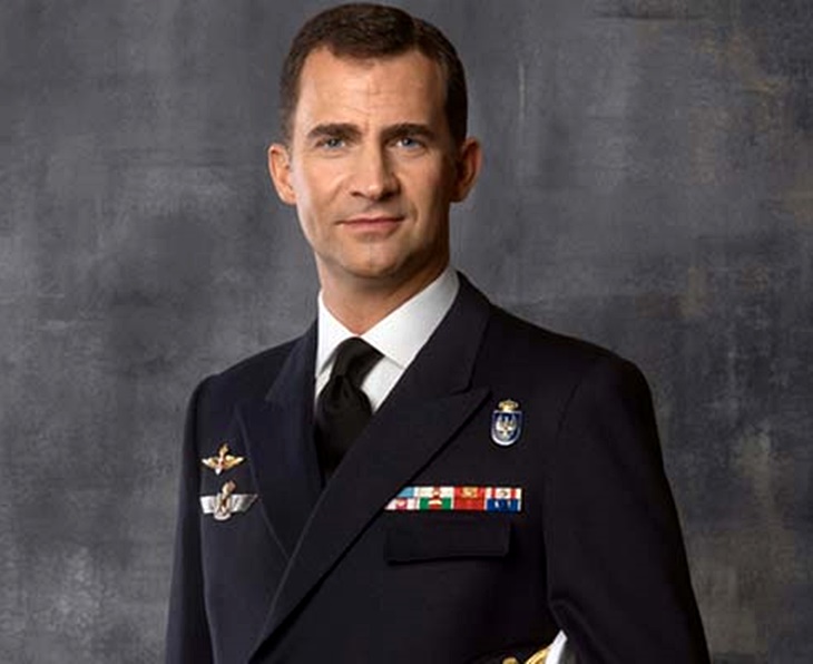 Felipe VI recibe la Medalla de Oro de la Real Academia de Extremadura