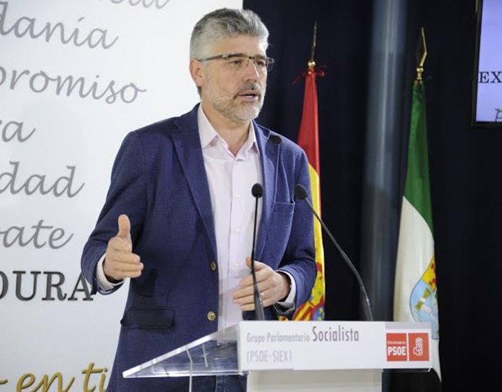 PSOE: “Montoro ha hecho una ‘chorizada’ con Extremadura”