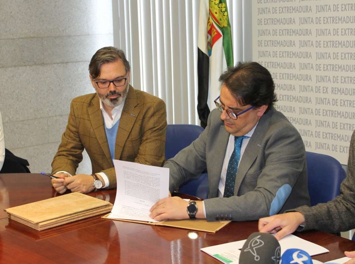 La Junta prorroga su convenio de accesibilidad urbana con Plasencia