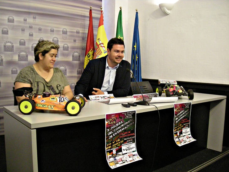 Mérida acoge el Campeonato Extremeño de Coches Teledirigidos
