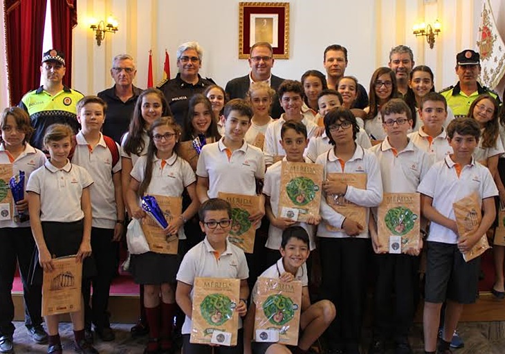 Osuna recibe a los  subcampeones nacionales de Educación vial