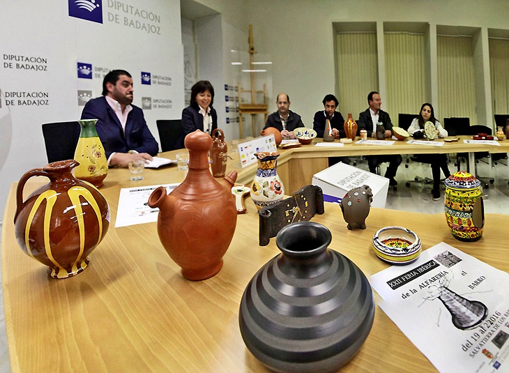 Salvatierra acoge este año la Feria de la Alfarería y el Barro