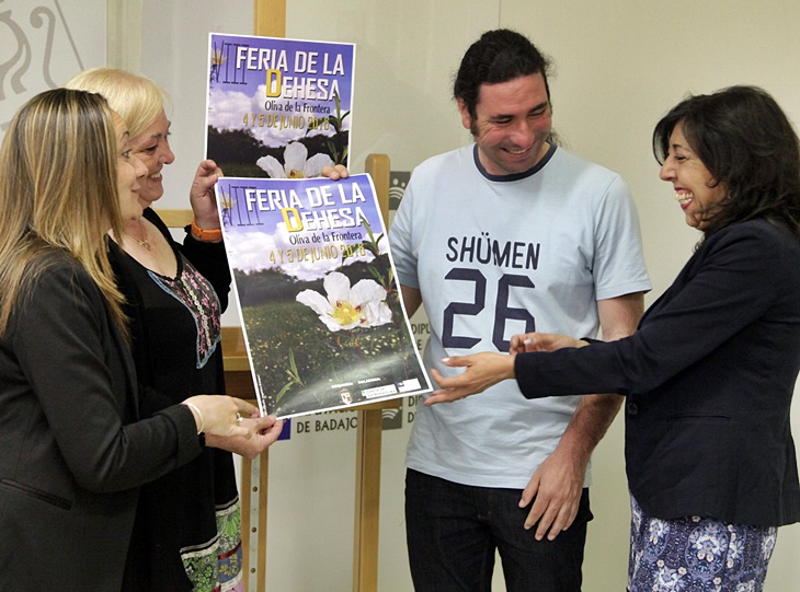 La dehesa vuelve a protagonizar la octava feria de Oliva de la Frontera