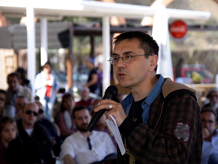 Monedero asegura en Extremadura que la política es un arma al servicio del pueblo