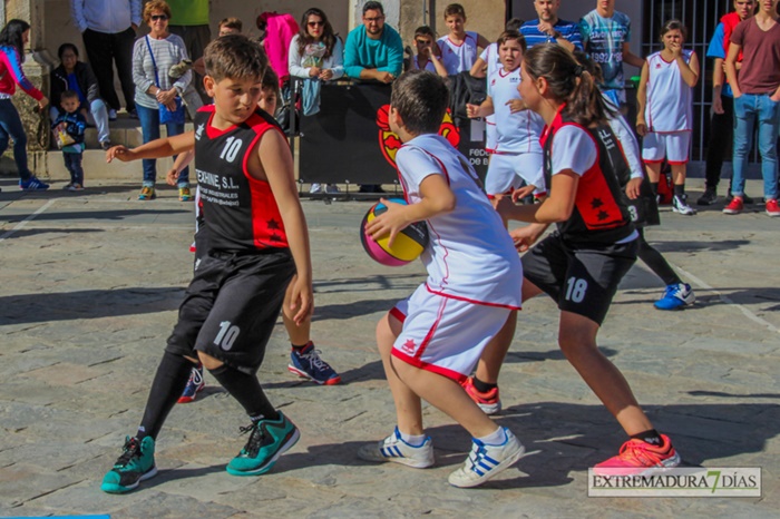 La Plaza Alta se convierte en una cancha de basket