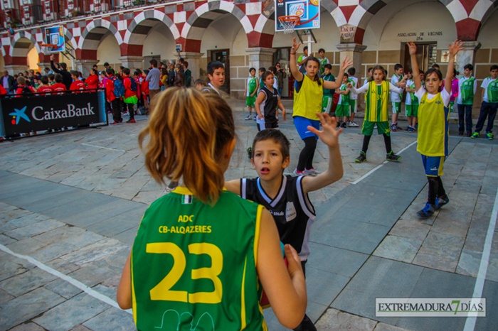 La Plaza Alta se convierte en una cancha de basket