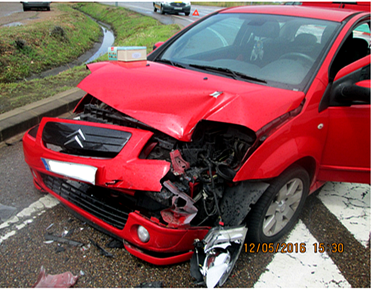 Dos mujeres resultan heridas en un accidente de tráfico en Badajoz