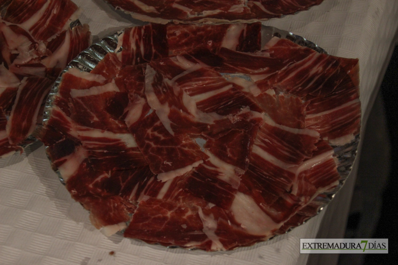 Ambiente en el Salón del Jamón de Jerez de los Caballeros