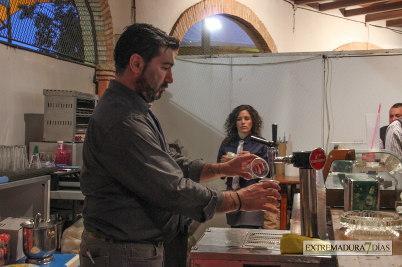 Ambiente en el Salón del Jamón de Jerez de los Caballeros