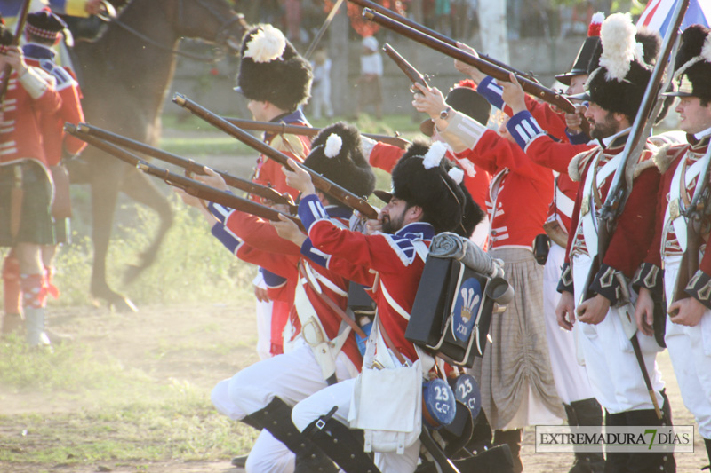 Un millar de actores recrean la Batalla de La Albuera