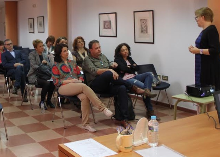 Osuna recuerda a la Junta el compromiso de reformar el colegio ‘Casa de la Madre’