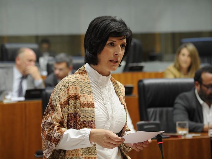 El PP acusa a la consejera de romper el diálogo en materia de Educación