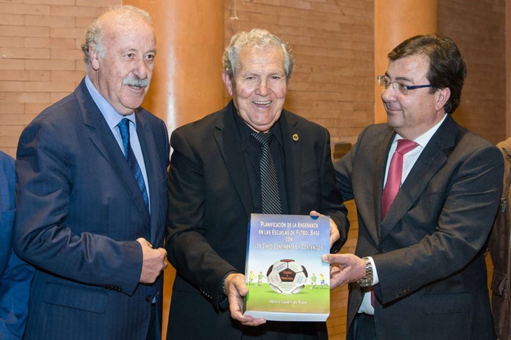 Del Bosque presume de selección en Extremadura