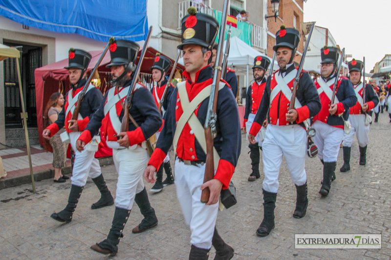 Arranca la Batalla de La Albuera con el desfile de regimientos y el teatro