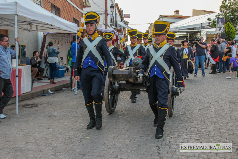 Arranca la Batalla de La Albuera con el desfile de regimientos y el teatro