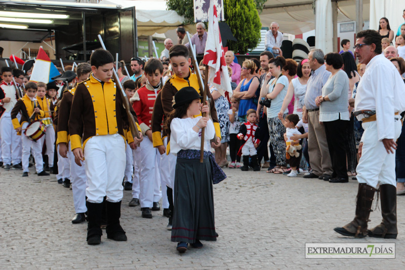 Arranca la Batalla de La Albuera con el desfile de regimientos y el teatro