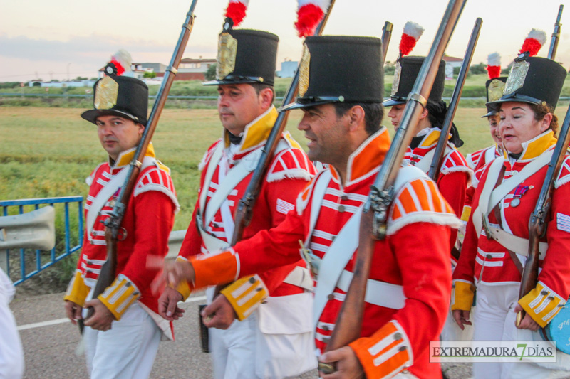 Arranca la Batalla de La Albuera con el desfile de regimientos y el teatro