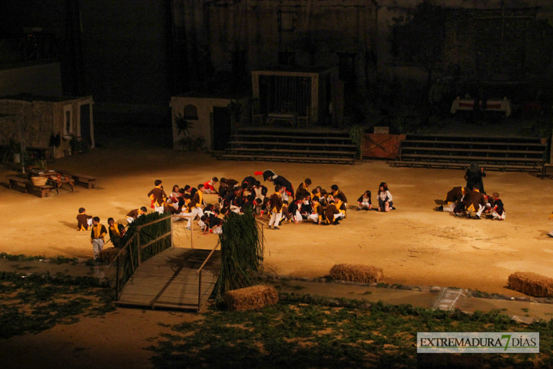 Arranca la Batalla de La Albuera con el desfile de regimientos y el teatro