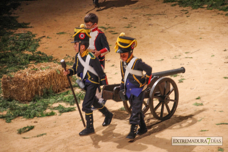 Arranca la Batalla de La Albuera con el desfile de regimientos y el teatro