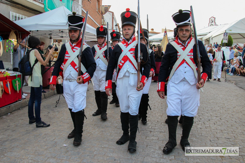 Arranca la Batalla de La Albuera con el desfile de regimientos y el teatro