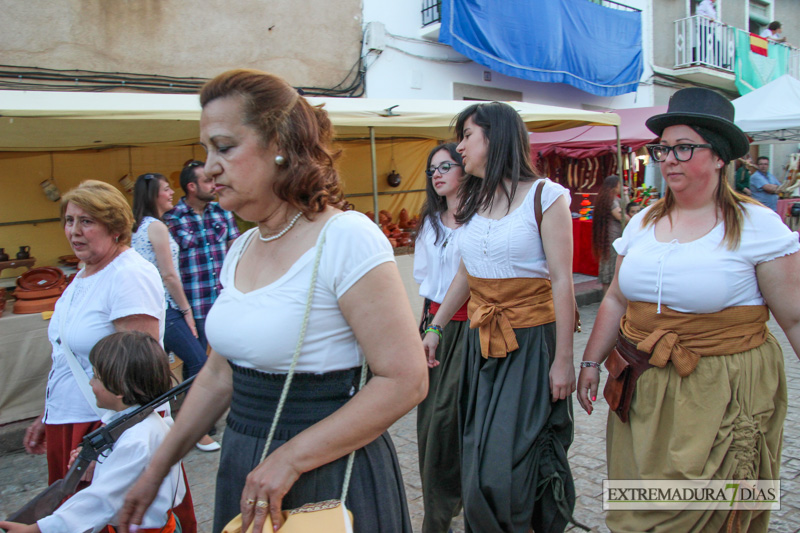 Arranca la Batalla de La Albuera con el desfile de regimientos y el teatro