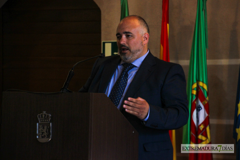 El mundo empresarial luso-extremeño se reúne en torno a CH Consulting