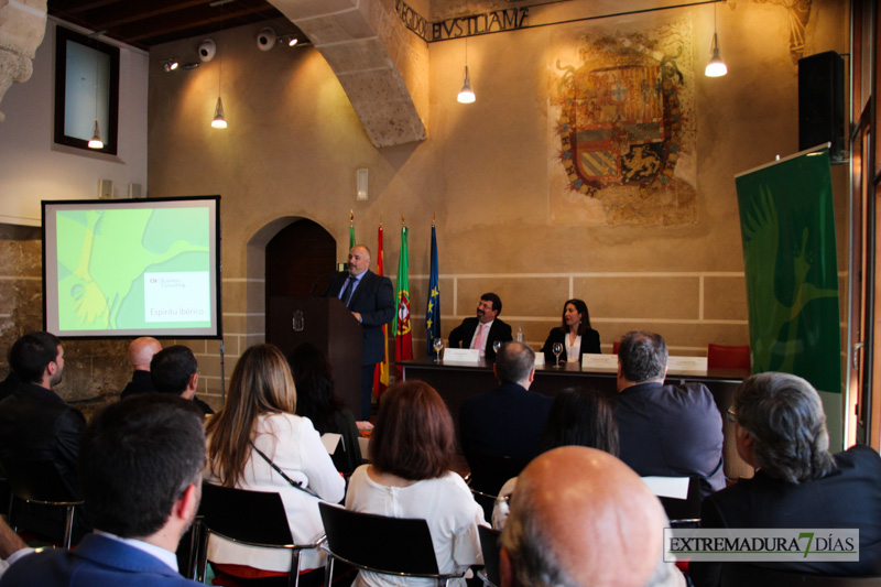 El mundo empresarial luso-extremeño se reúne en torno a CH Consulting
