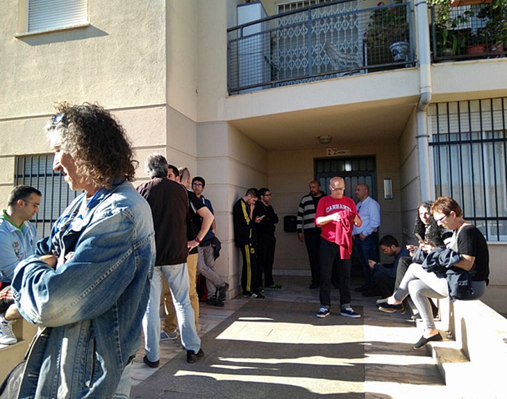 Intentan paralizar un desahucio en Mérida