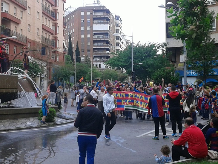Apenas 200 personas celebran el título de liga culé en Badajoz