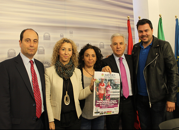 Dos discapacitados visuales pasarán por Mérida en la Vuelta Solidaria a España