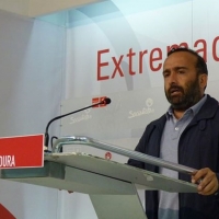 PSOE: &quot;No hay miedo al pacto Podemos-IU, el adversario es el PP”