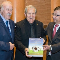 Del Bosque presume de selección en Extremadura