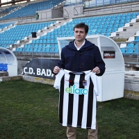 Agustín Izquierdo renueva como técnico del CD Badajoz